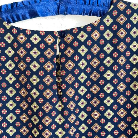 Navy and Cream Patterned‎ Blouse - Picture 3 of 5
